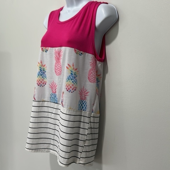 Colorblock pineapple tank 🍍 - Picture 2 of 4
